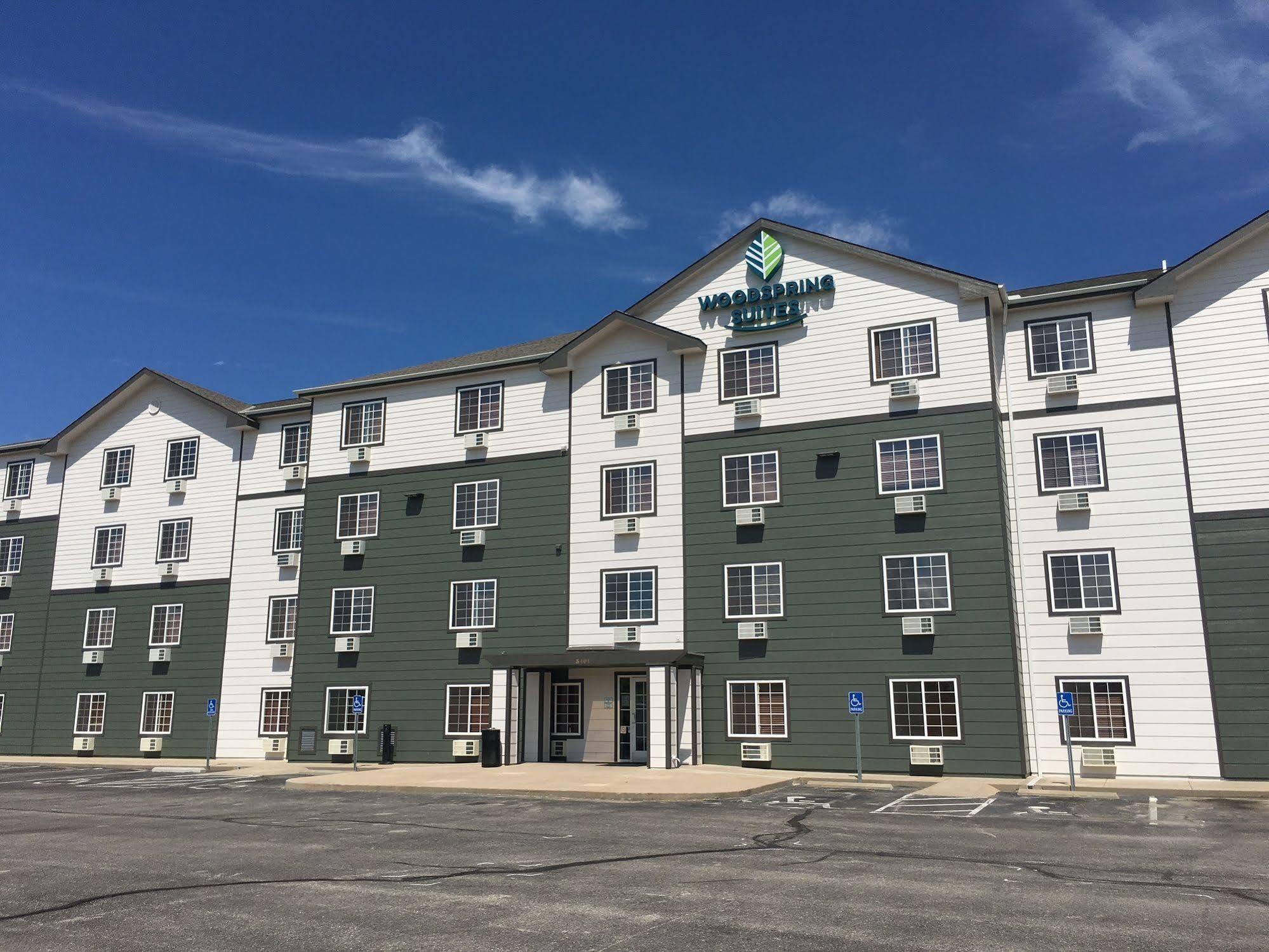 Extended Stay America Select Suites - Wichita - North Exterior photo