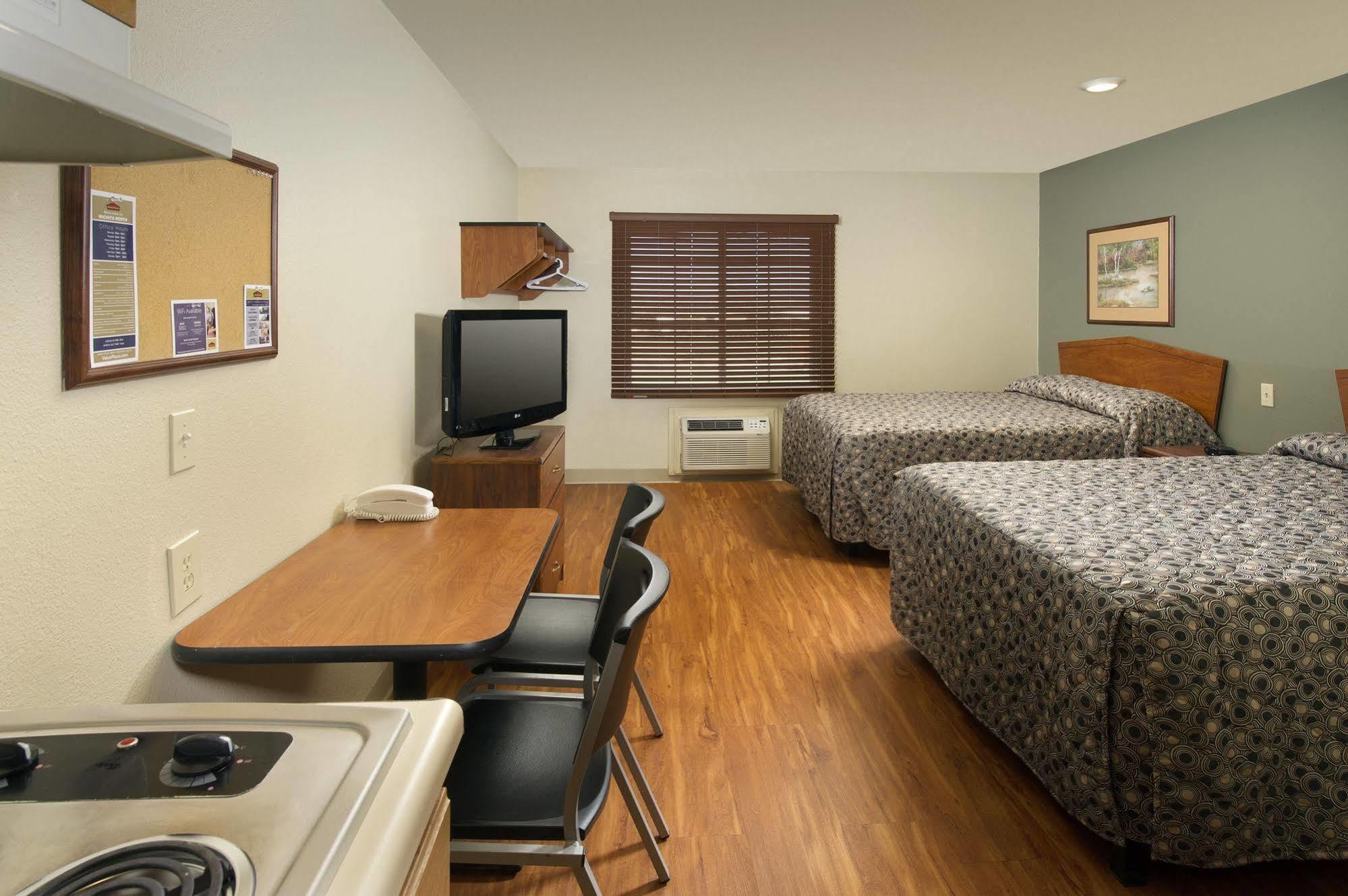 Extended Stay America Select Suites - Wichita - North Exterior photo